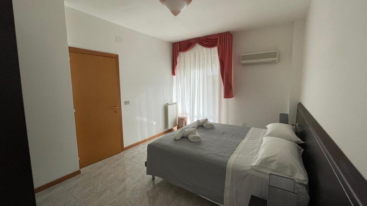 Appartement Smart And Sea Gardens à Tortoreto Extérieur photo